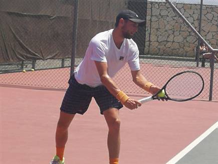 גבר על קריפאלדי בדרכו לחצי הגמר. סמילנסקי (צילום: מרכז הטניס עכו) (צילום: ספורט 5)