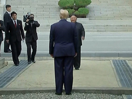 טראמפ עובר לקוריאה הצפונית (צילום: רויטרס, חדשות)