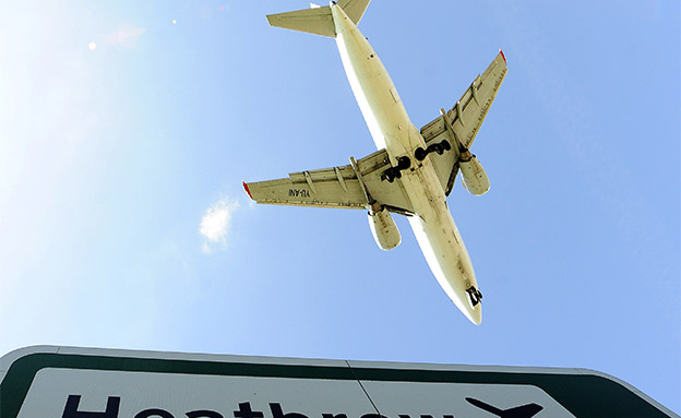 מטוס נוחת בהית'רו, ארכיון (צילום: רויטרס‎, חדשות)