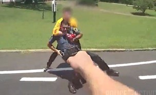 שוטר ירה לכיוון חברו (צילום: PoliceActivity\יוטיוב)
