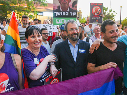גם אהוד ברק הצטרף למאבק (צילום: קובי ריכטר/TPS, חדשות)