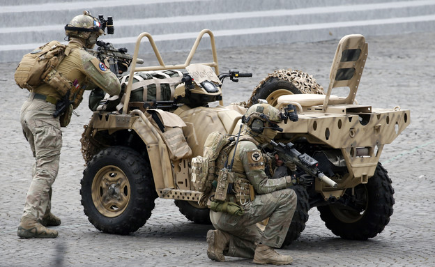 מתוך המצעד הצבאי (צילום: Thierry Chesnot/Getty Images)