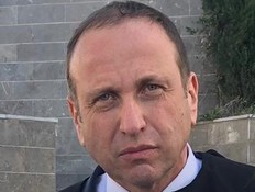 עורך הדין יעקב שקלאר