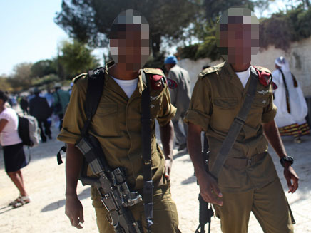 חיילים אתיופים (צילום: רויטרס, חדשות)