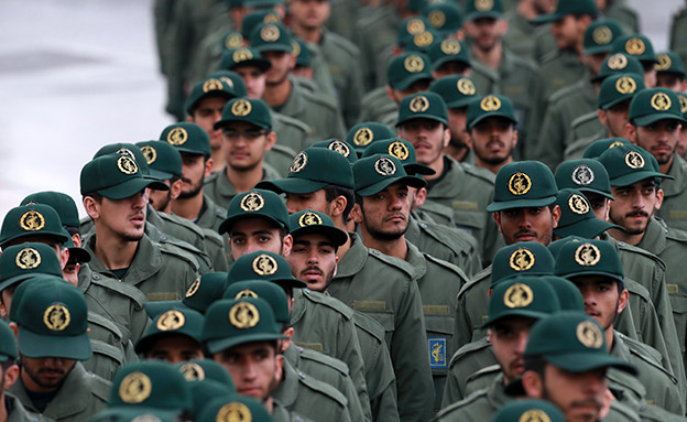 כוחות משמרות המהפכה (צילום: AP, חדשות)
