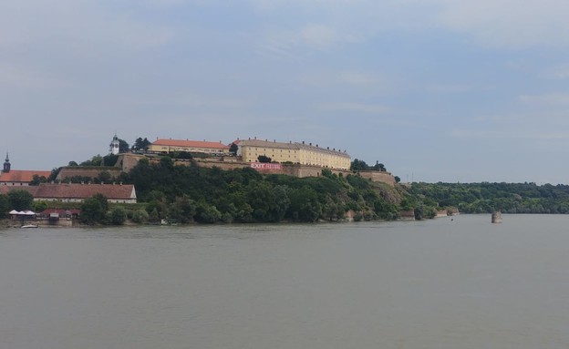 המצודה שבה מתקיים הפסטיבל מרחוק (צילום: ורד פוליאק)