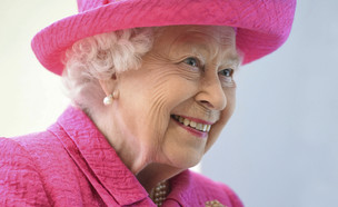 המלכה אליזבת השנייה (צילום: AP)