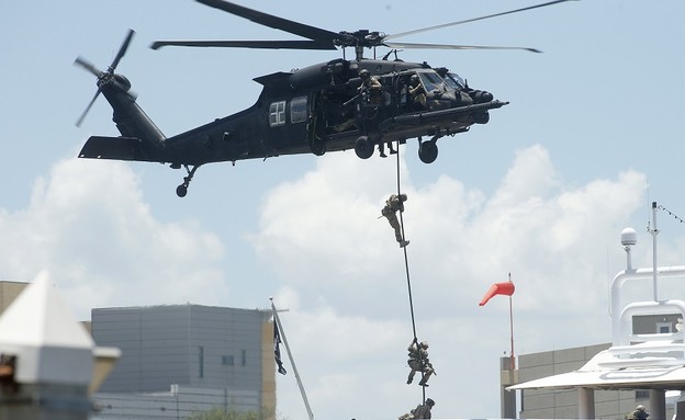 מסוק CH-60  (צילום: Brian Blanco/Getty Images)