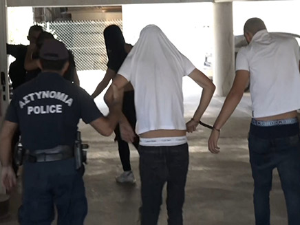 הצעירים במעצר בקפריסין (צילום: החדשות)