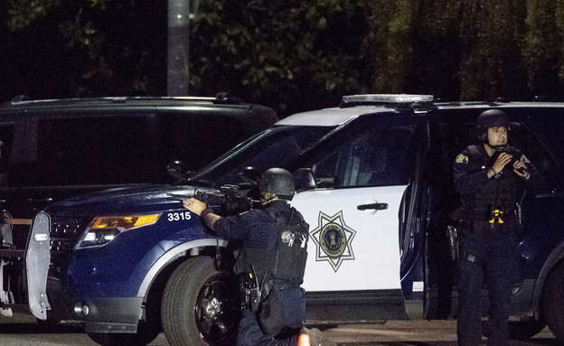 אירוע ירי בקליפורניה (צילום: Sakchai Lalit | AP)