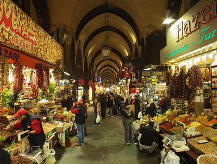 שוק התבלינים באיסטנבול  (צילום: By Dafna A.meron)