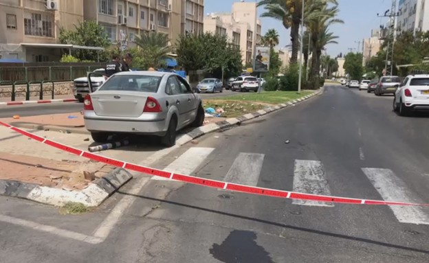 זירת התאונה בקריית גת (צילום: משטרת ישראל)