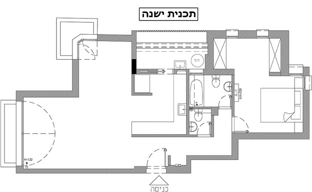 דירה בתל אביב, עיצוב רונה טמקין, תוכנית אדריכלית לפני שיפוץ - 1 (שרטוט: רונה טמקין)