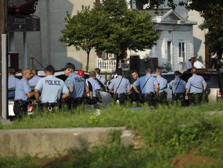אירוע הירי בפילדלפיה (צילום: Sakchai Lalit | AP)