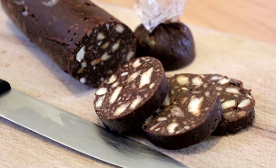 נקניק שוקולד (צילום: אסתי רותם, אוכל טוב)