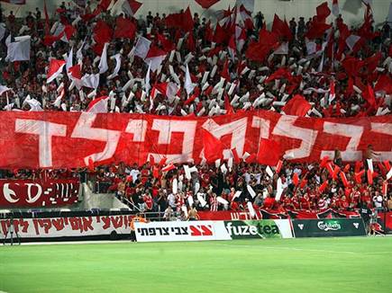 במועדון שיבחו את האווירה באצטדיון (אלן שיבר) (צילום: ספורט 5)