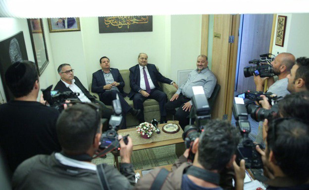 ראשי הרשימה הערבית בפגישה (צילום: דוברות הרשימה המשותפת)