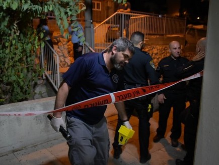 חשד לרצח בנצרת: גבר נורה למוות בסמוך לביתו (צילום: דוברות המשטרה)