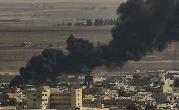 תקיפה טורקית על הכורדים בסוריה (צילום: Sakchai Lalit | AP)