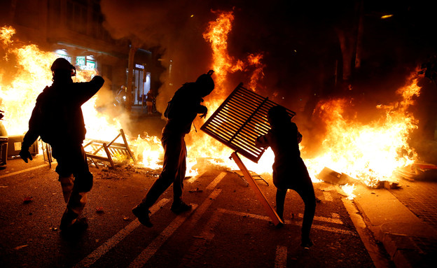 הפגנות בברצלונה (צילום: רויטרס, רויטרס_)