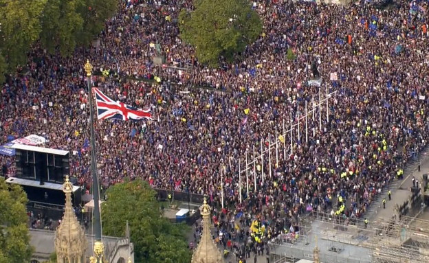 הפגנות בלונדון נגד הברקזיט (צילום: רויטרס, רויטרס_)