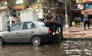 הצפות בקהיר בעקבות הגשמים (צילום: twitter)