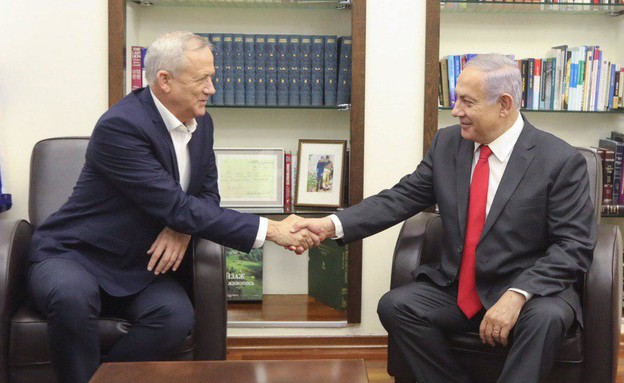 פגישת גנץ ונתניהו בקרייה