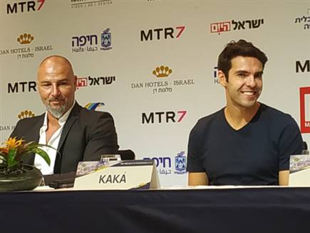 התרגשות בחיפה. קאקה עם איציק זוהר (יגאל גולדשטיין)