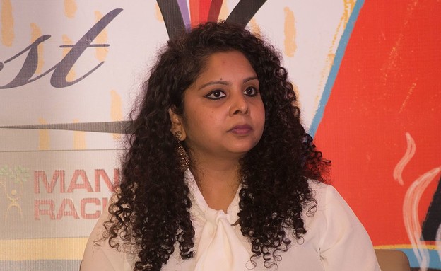 עיתונאית ראנה איוב (צילום: Satdeep Gill CC BY-SA 4.0, ויקיפדיה)