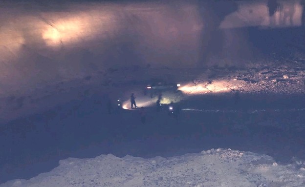 הידרדרות רכב בירידות לים המלח מסוק מד"א (צילום: דוברות מד"א, דוברות המשטרה)