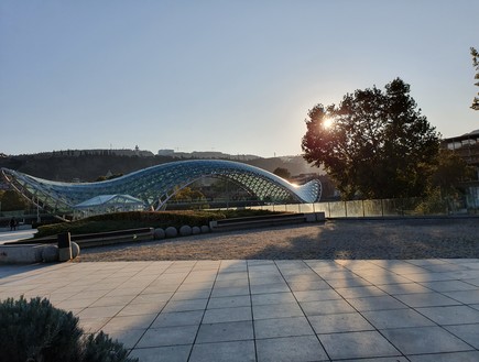 גשר השלום - אלוויזי - טביליסי (צילום: נמרוד מירום)