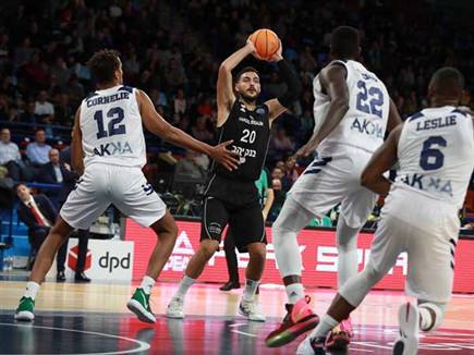 זלמנסון, 100% מהשדה לא הספיק (FIBA)