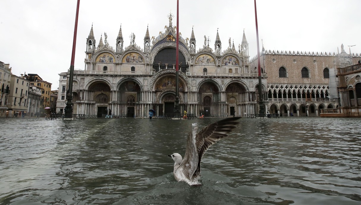 הצפות בוונציה (צילום: Luca Bruno, ap)
