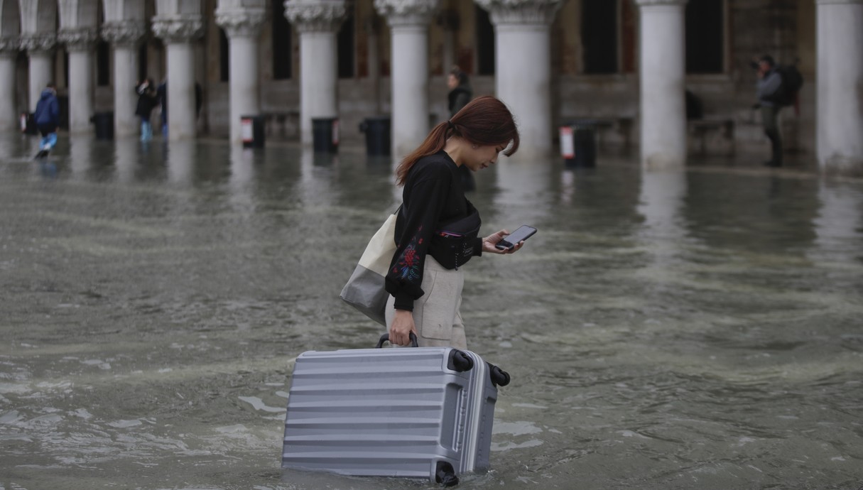 הצפות בונציה (צילום: Luca Bruno, ap)