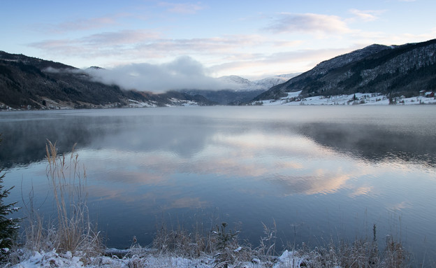אגם ליד העיירה Voss (צילום: ינון בן שושן, mako חופש)