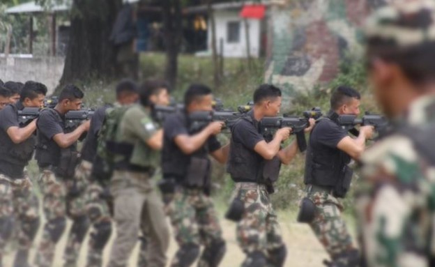 אימון משותף עם צבא נפאל (צילום: מערך קשרי החוץ)