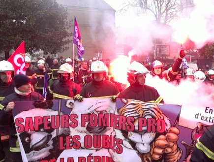 הפגנות בצרפת (צילום: רויטרס_)