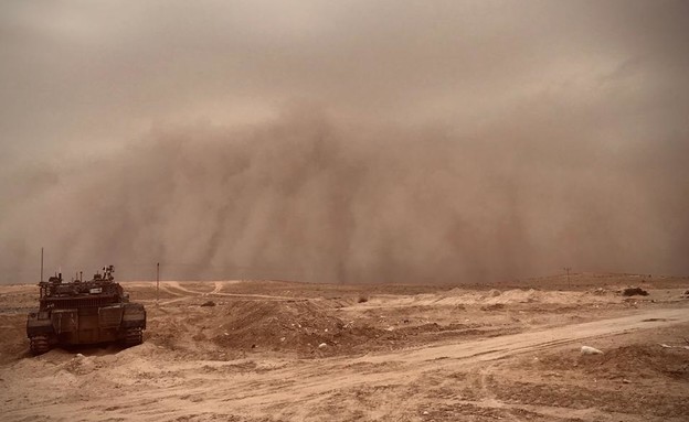 סופת חול בדרום (צילום: דביר מנהיימר)