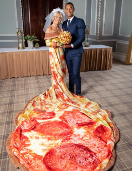 שמלת פיצה ארוכה (צילום: Facebook)