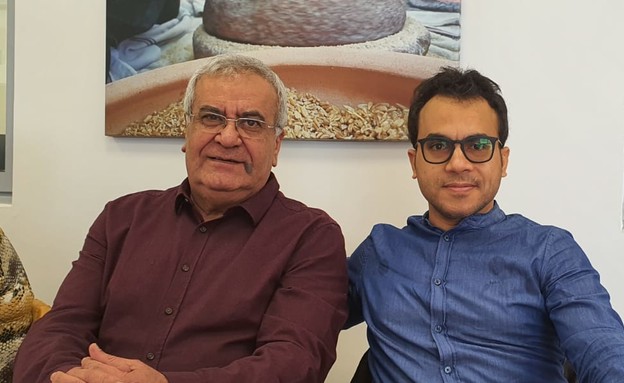 פרופ חאלד אבו עסבה וג'האד אלשאפעי (צילום: אג'יק מכון הנגב)