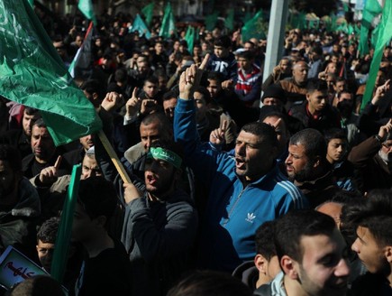 מפגן תמיכה בחמאס בעזה (צילום: מג'די פתחי, TPS)