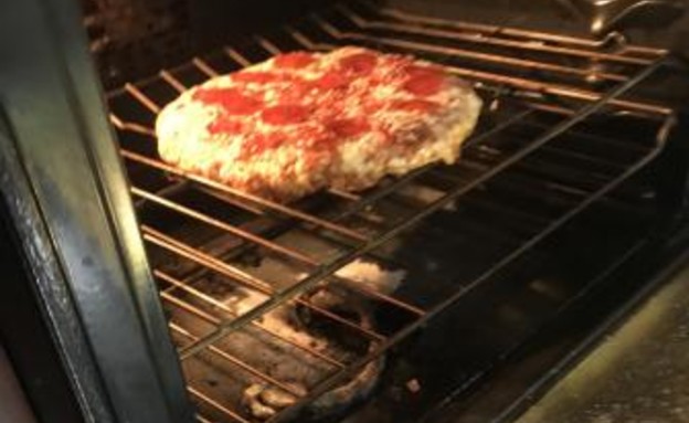 הפיצה של אמבר (צילום: WRAL TV, KateRiep_Godbye)