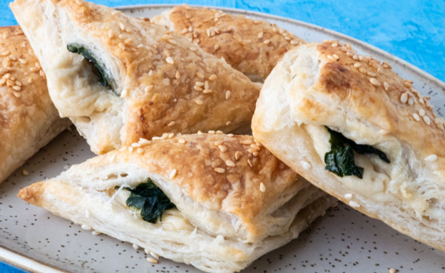 בורקס טבעוני מוכן בורקס טבעוני מוכן