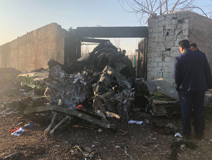 התרסקות מטוס בטהרן (צילום: Sakchai Lalit | AP)