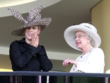 זארה טינדל והמלכה אליזבת (צילום: Chris Jackson/ Getty images)