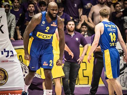 אייסי.דומיננטיות בצבע (עודד קרני)