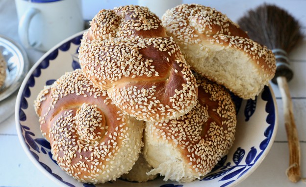 לחמניות שמונה