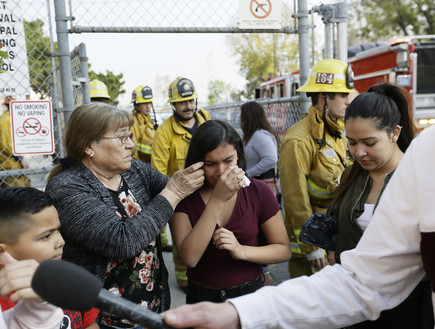 26 פצועים בבית הספר היסודי בלוס אנג'לס  (צילום: AP)