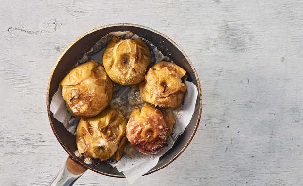 תפוחי עץ אפויים בתבנית