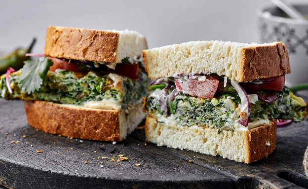 סנדוויץ' פועלים חצוי